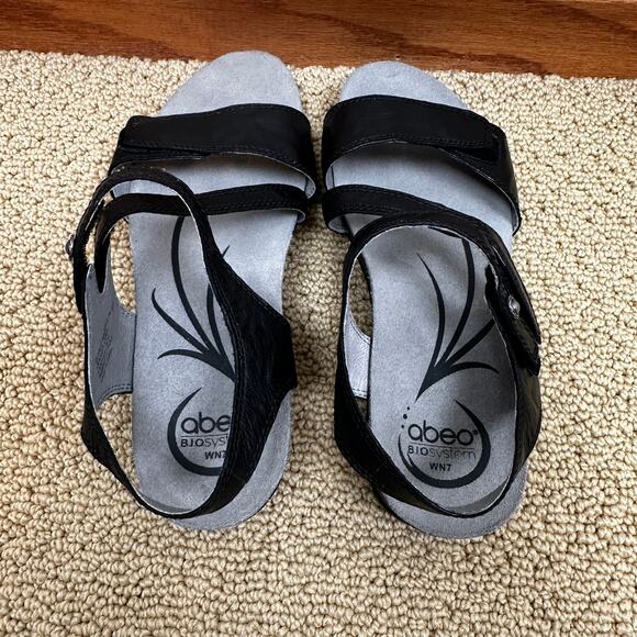 Abeo Sandals Quartz Metatarsal Low Heal Black Women's 7N Comfort Strappy Narrow - Picture 8 of 13